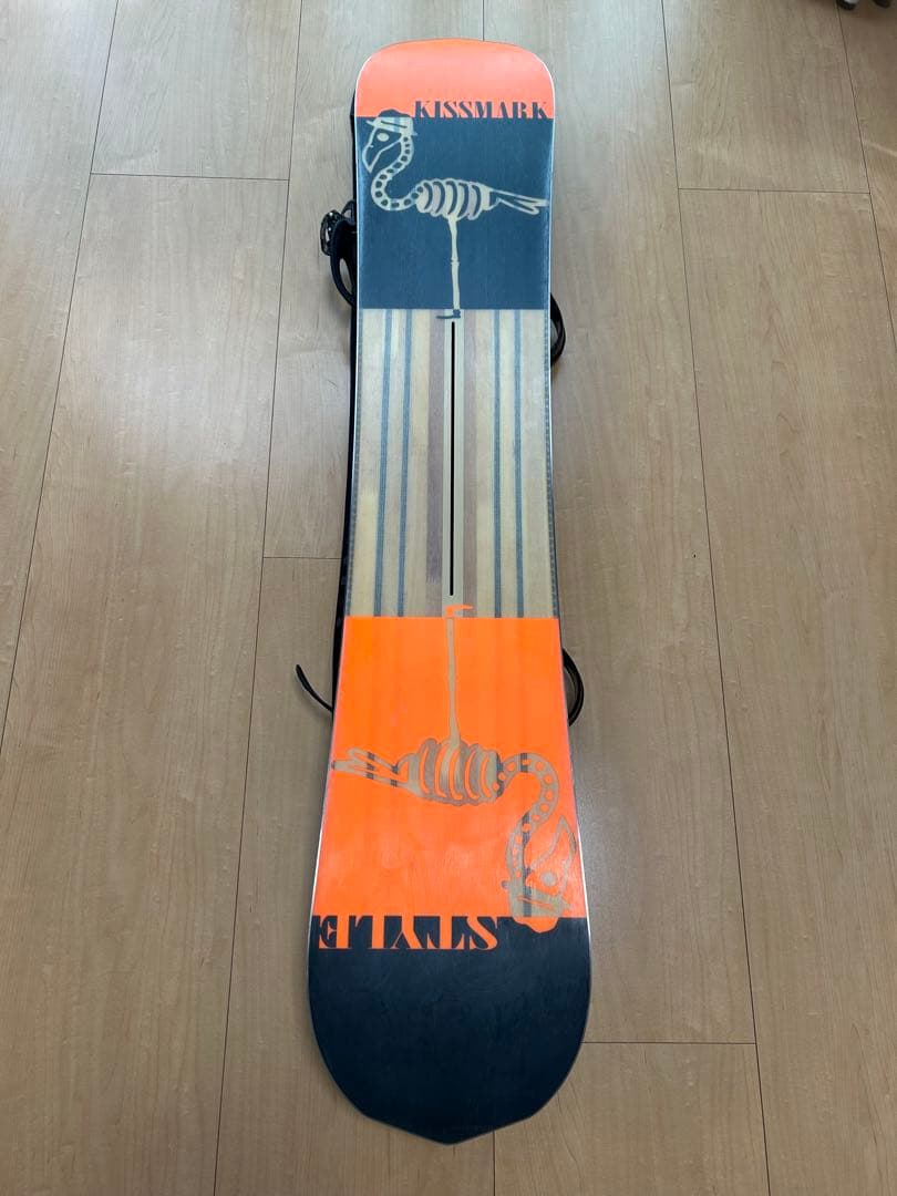 【美品】kissmark スノーボード 板 151cm ビンディング・カバー付