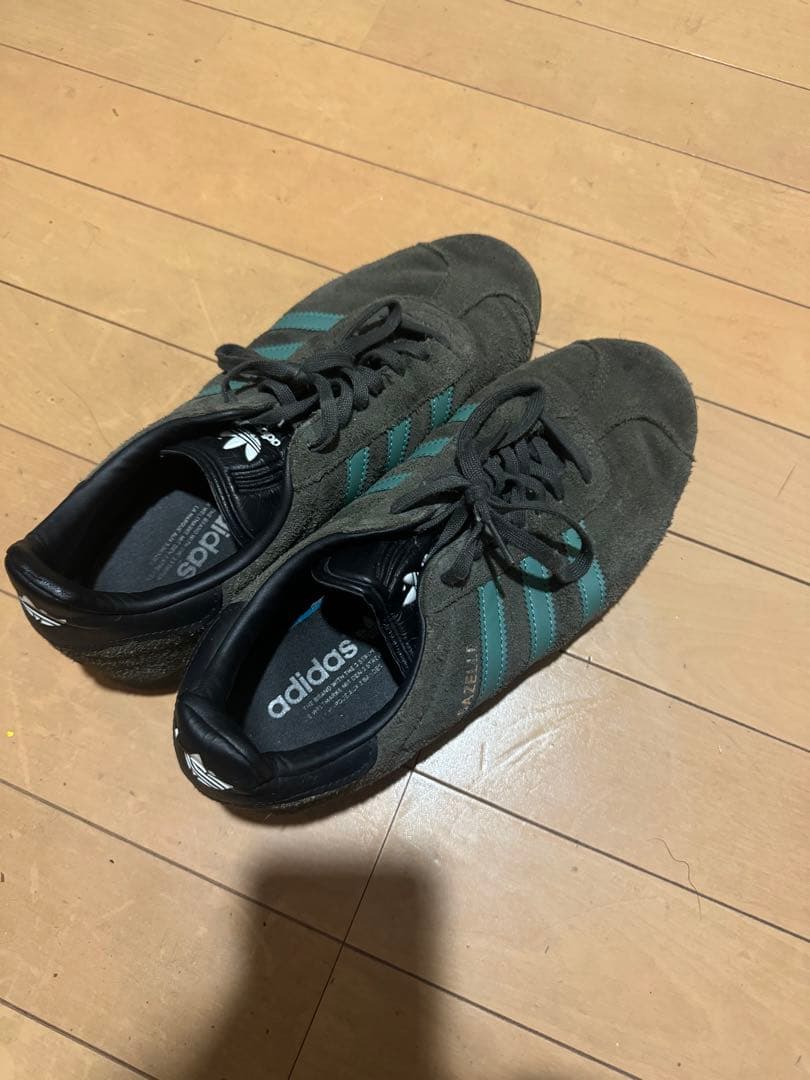 靴 adidas Gazelle \"Pantone/Core Black\"27cm