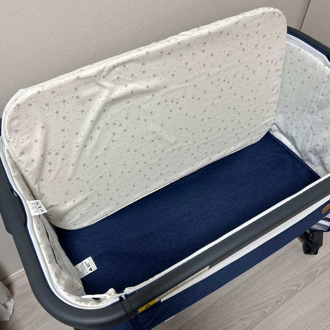 【美品】HZDMJ ベビーベッド 折りたたみ　ネイビー コンパクト出産準備