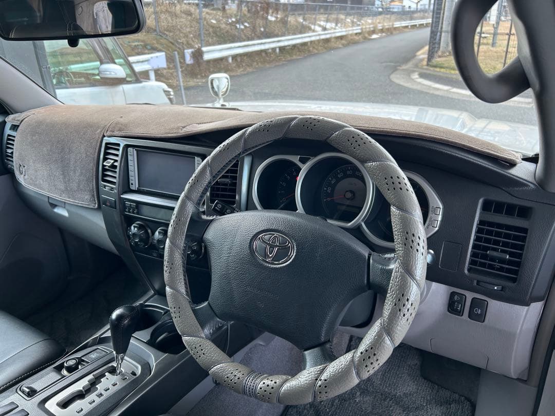 ハイラックスサーフ215 ダッシュボードマット