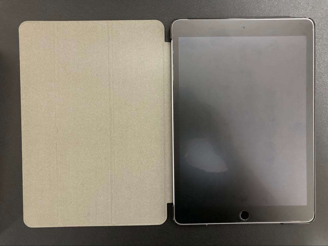 【美品／98%】iPad 9世代 アンチグレアフィルム、カバー付 WiFiver