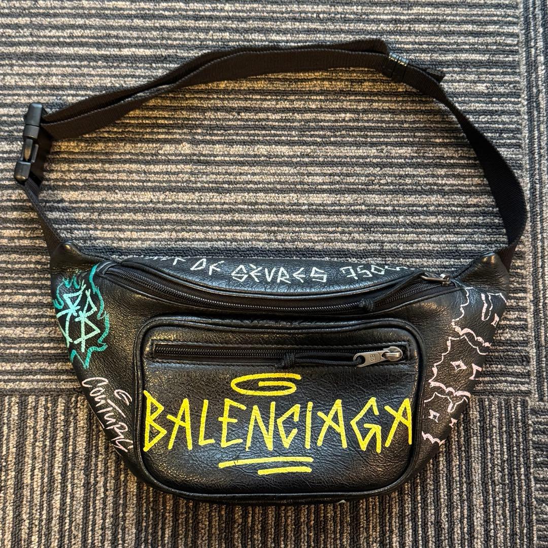 国内完売 BALENCIAGA エクスプローラーグラフィティレザーウエストバッグ