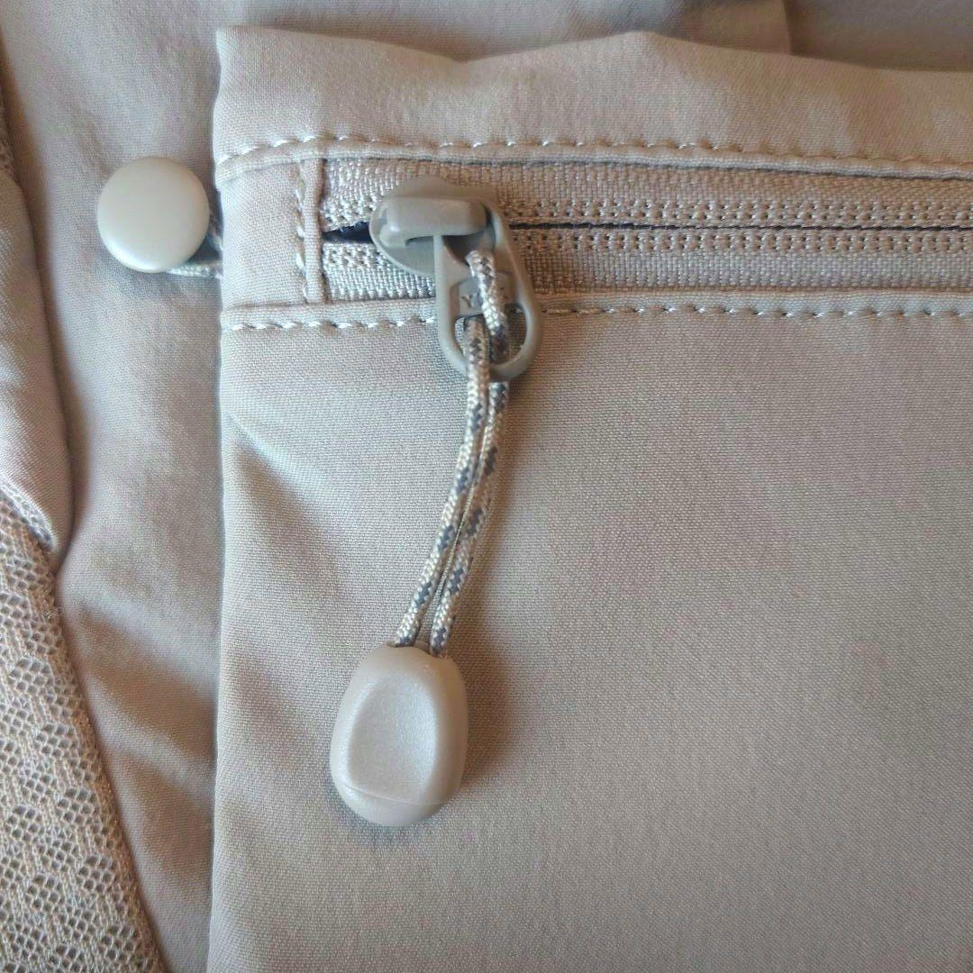 【美品】AIRBUGGY エアバギーベビーキャリア 抱っこ紐　サンドアッシュ