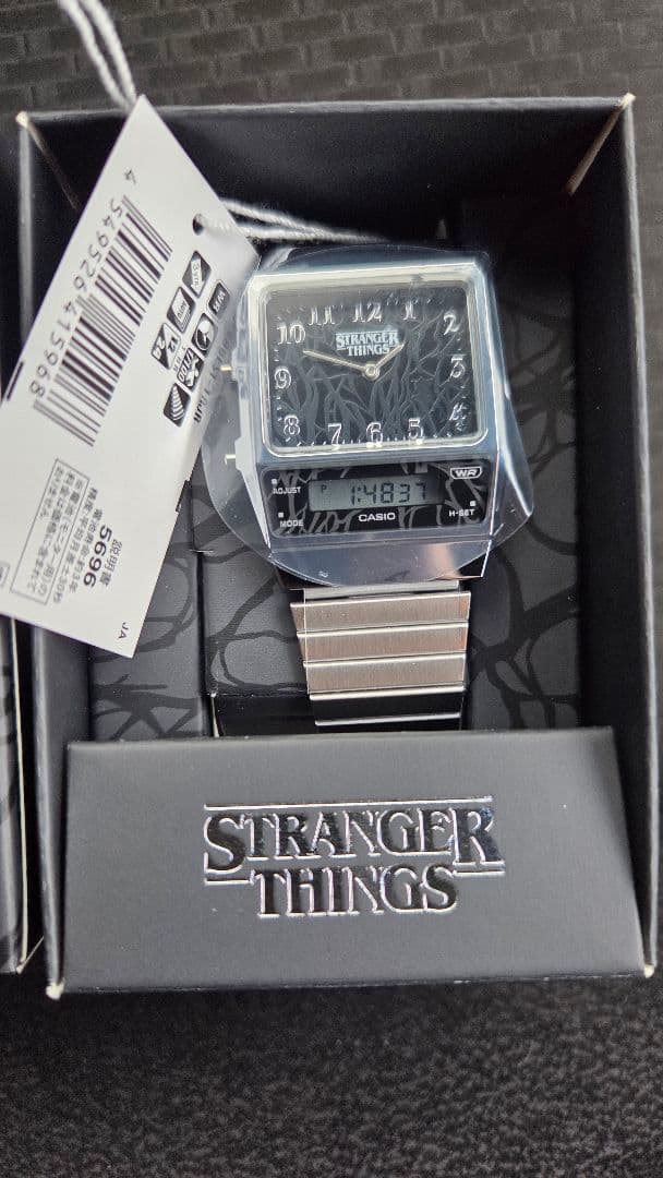 CASIO STRANGER THINGS 腕時計