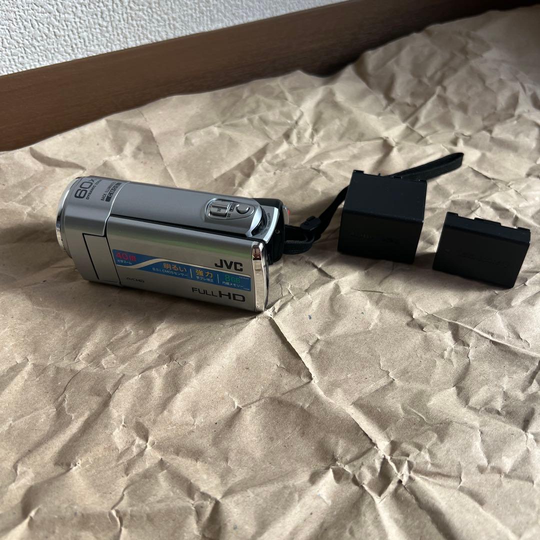 JVC ビデオカメラ EVERIO GZ-E311-S +ケース×2＋SD6枚