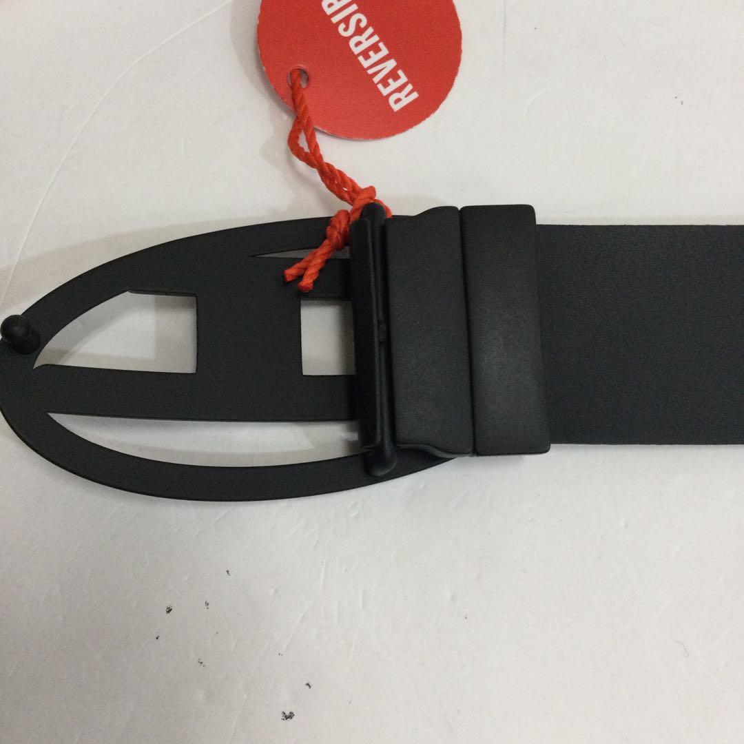 DIESEL リバーシブルレザーベルト　83251028N08S