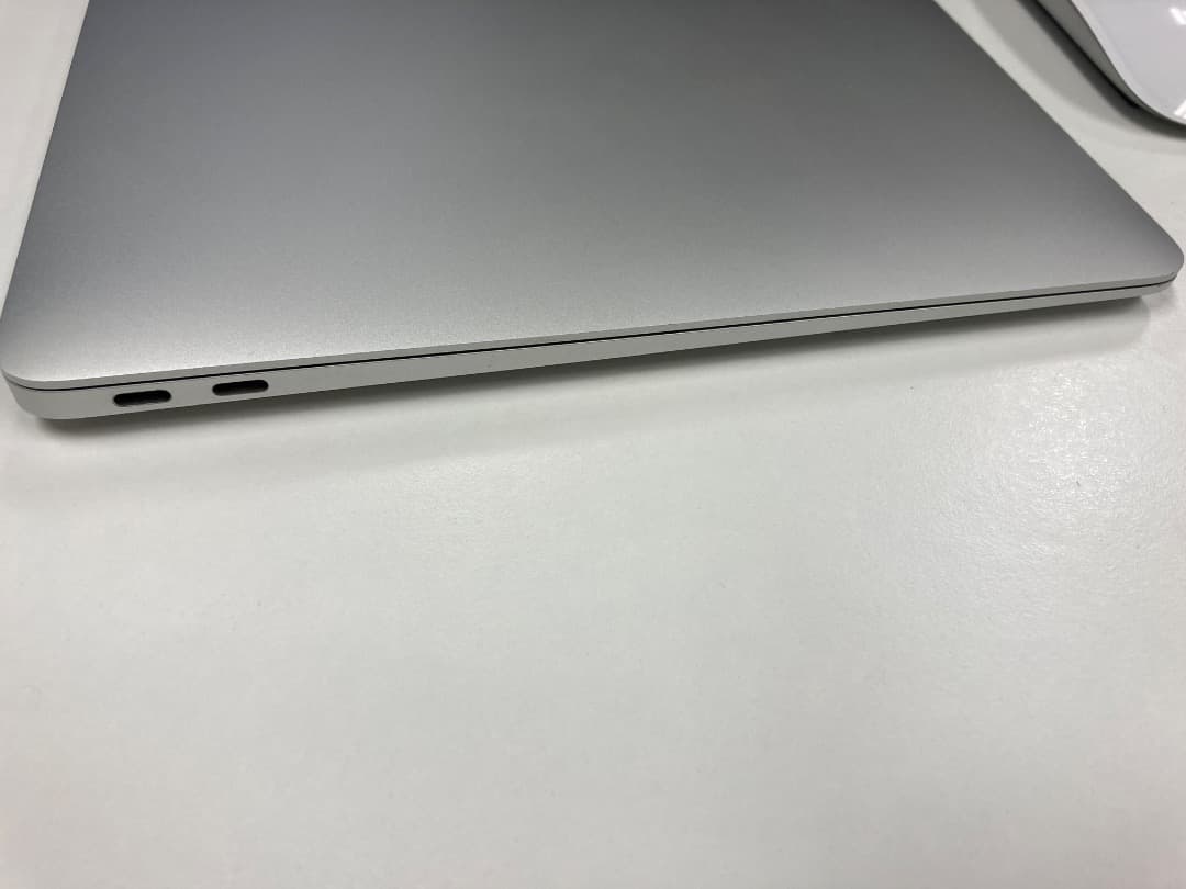MacBook本体 MacBook Air 2018 A1932 8GB 128GB