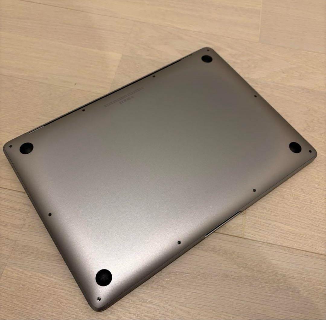 美品 macbook air 2020 m1チップ 8GB 256GB