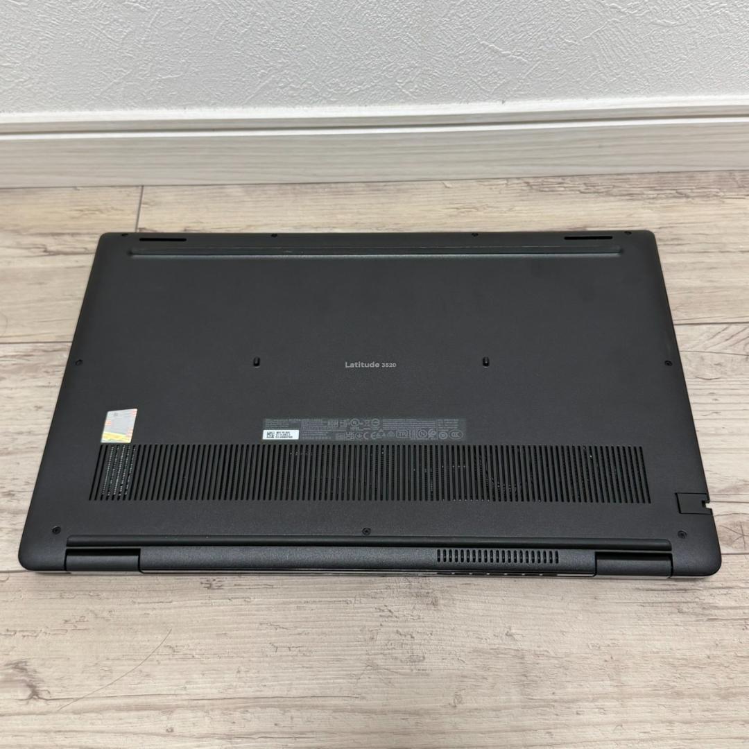 DELL Latitude 3520 i5 11世代 SSD256GB 16GB