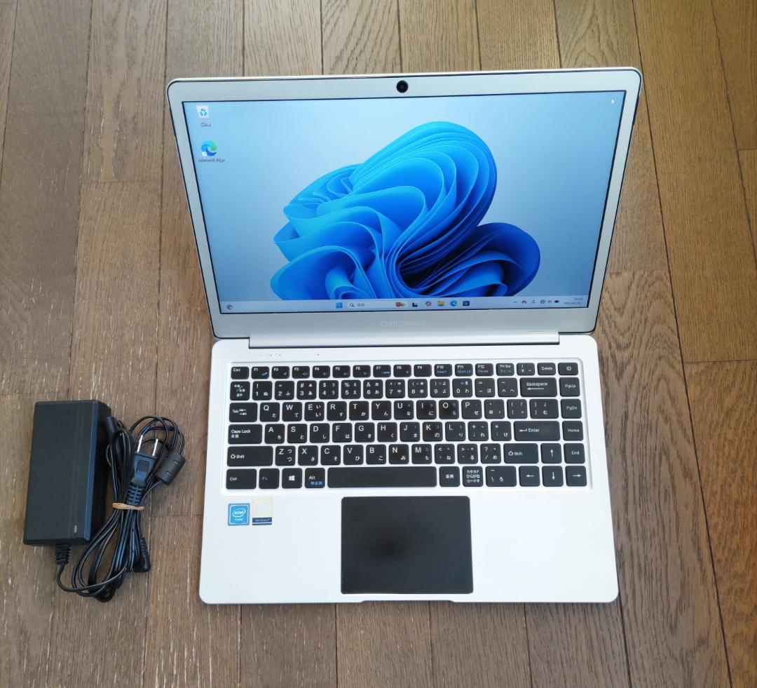 薄型スタイリッシュノートPC　Win11　マイクロソフトオフィス