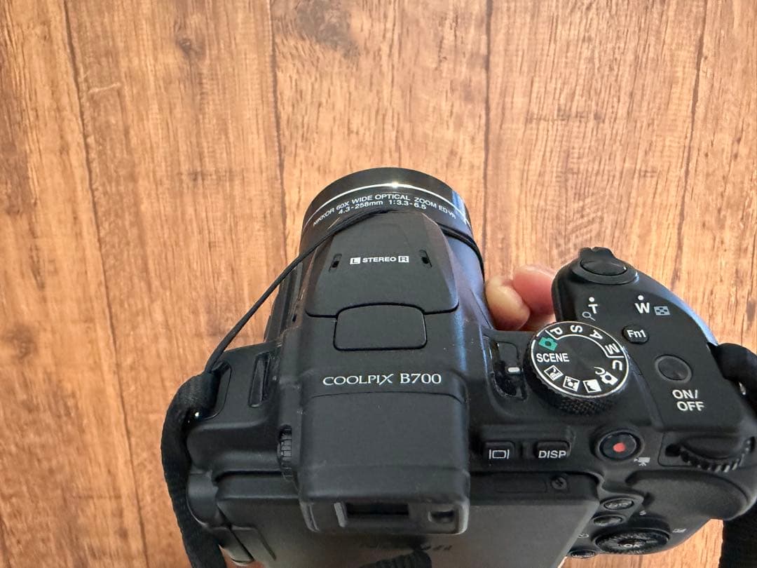 Nikon COOLPIX B700 デジタルカメラ【箱・備品付き】