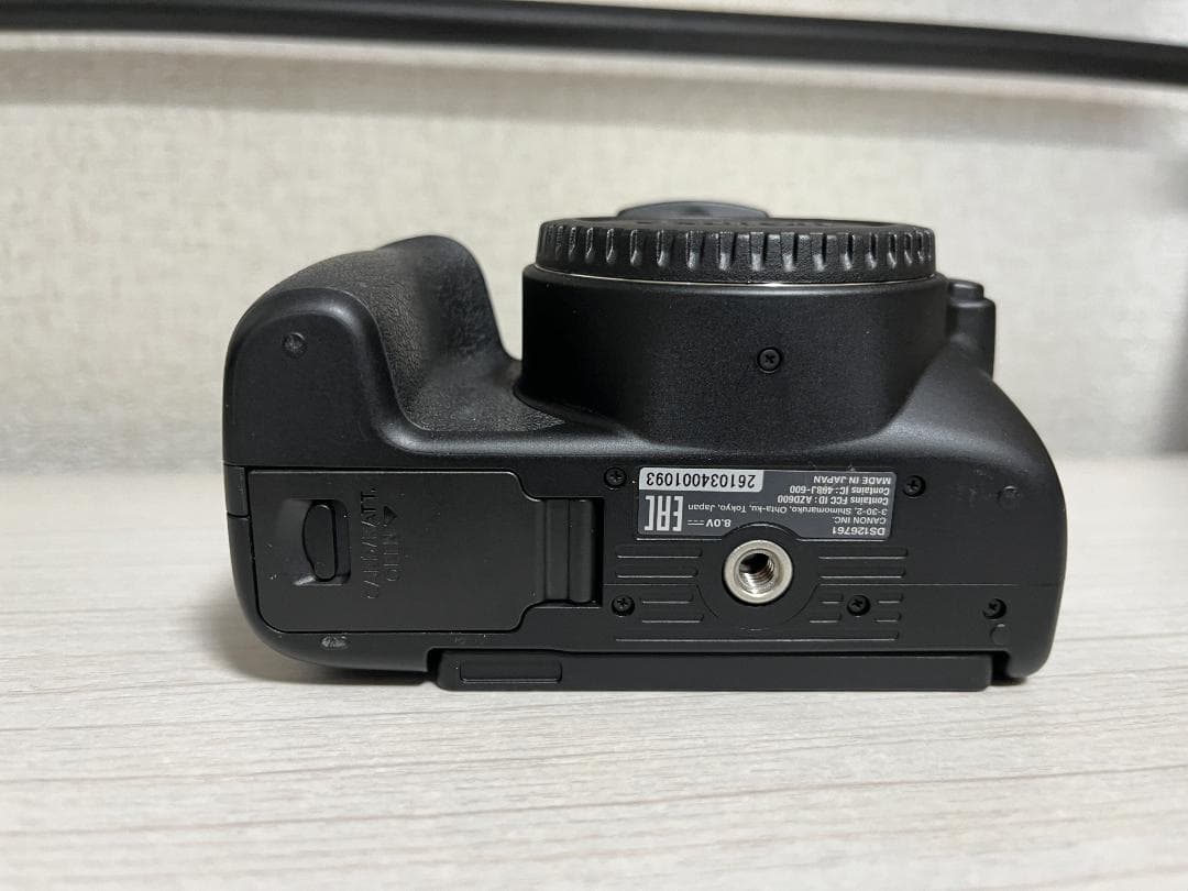 ショット数2000枚以下　Canon EOS Kiss X10 ボディ