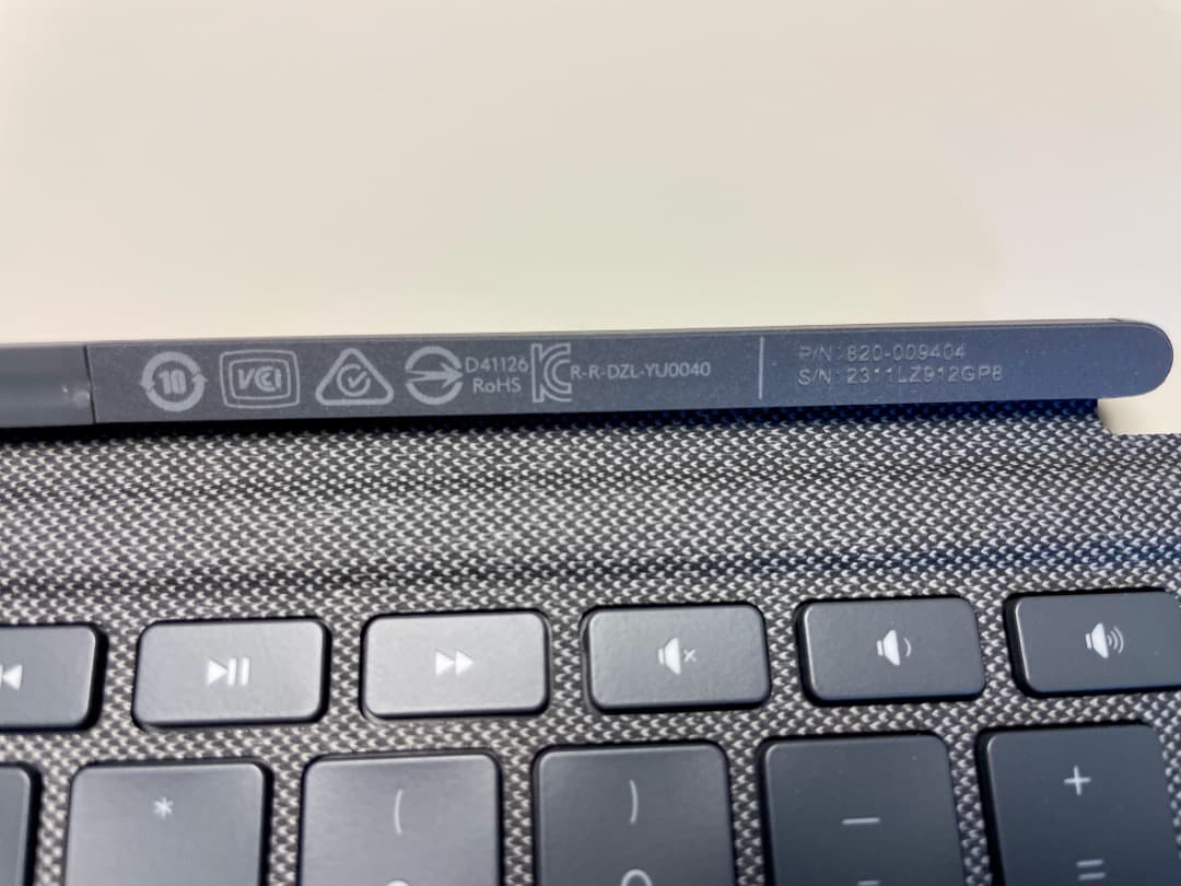 iPadアクセサリー Logicool COMBO TOUCH for iPad 9th gen