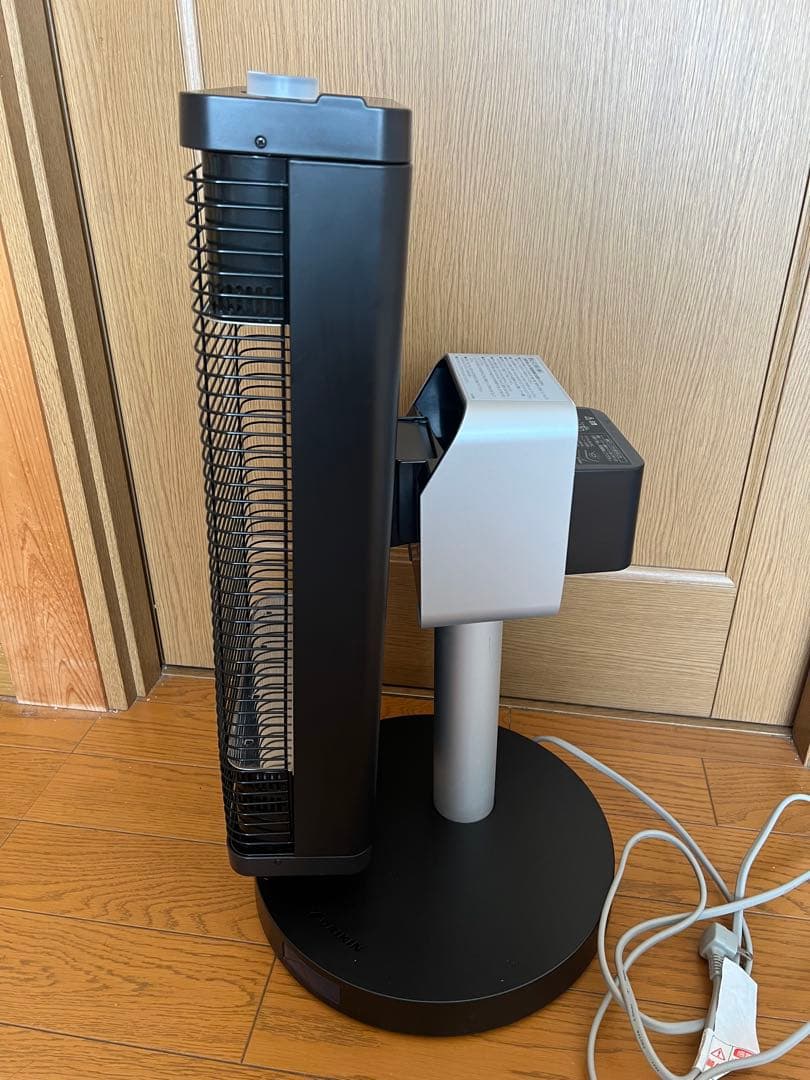 DAIKINダイキン　セラムヒート2021年製　ERFT11YS-T