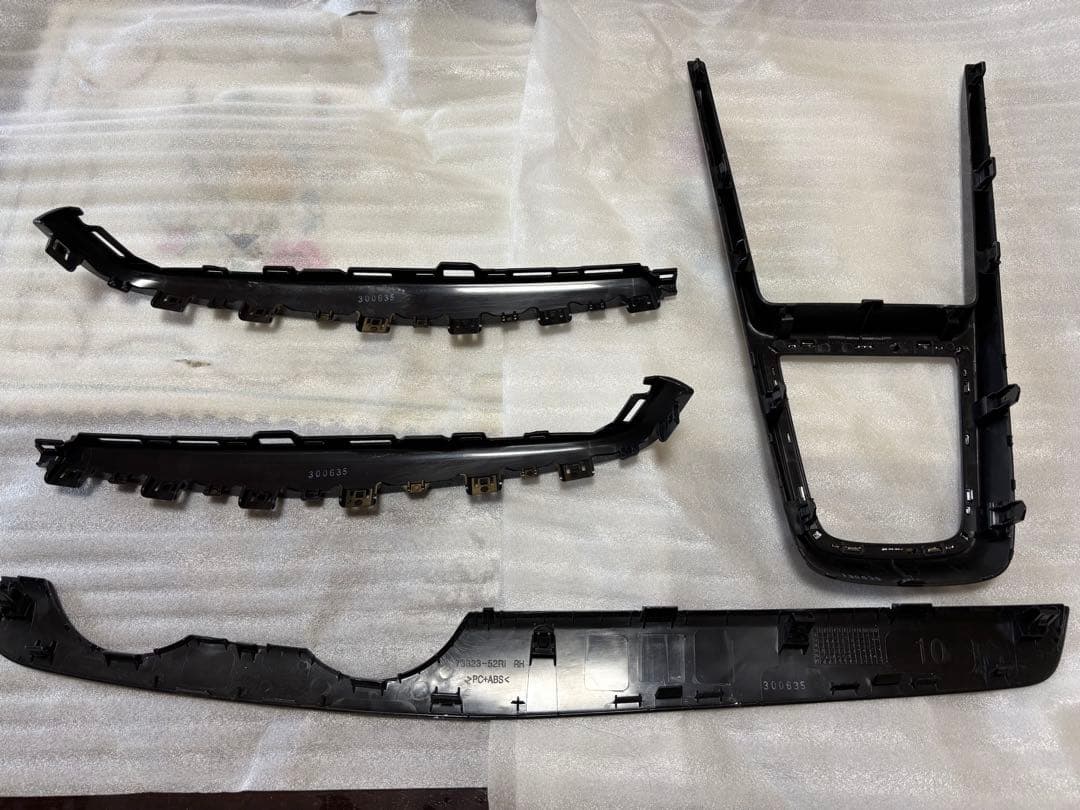 スイフト ZC33S 純正内装パネルピアノブラック/ブラック化セット