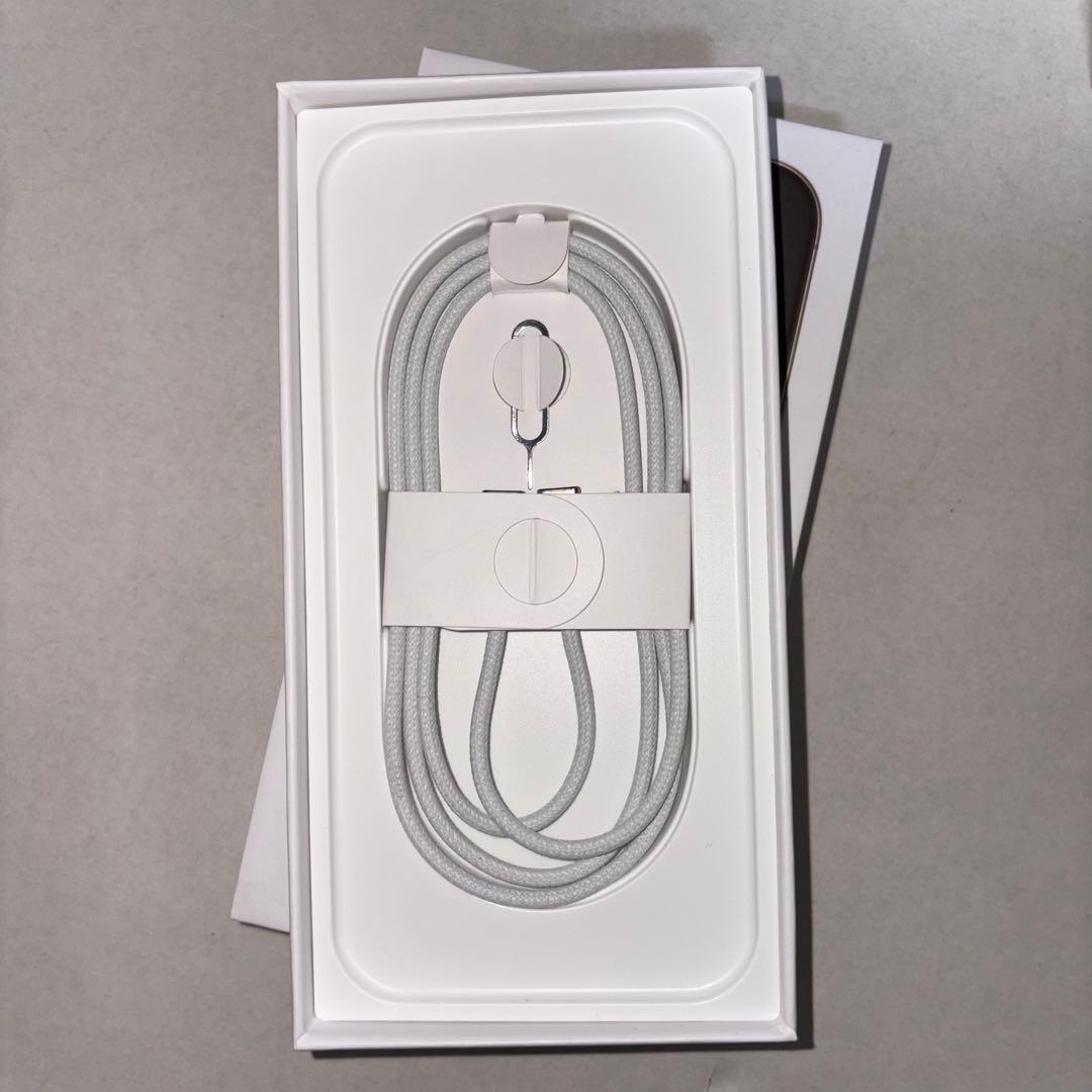 【美品】iPhone16ProMax256デザートチタニウム