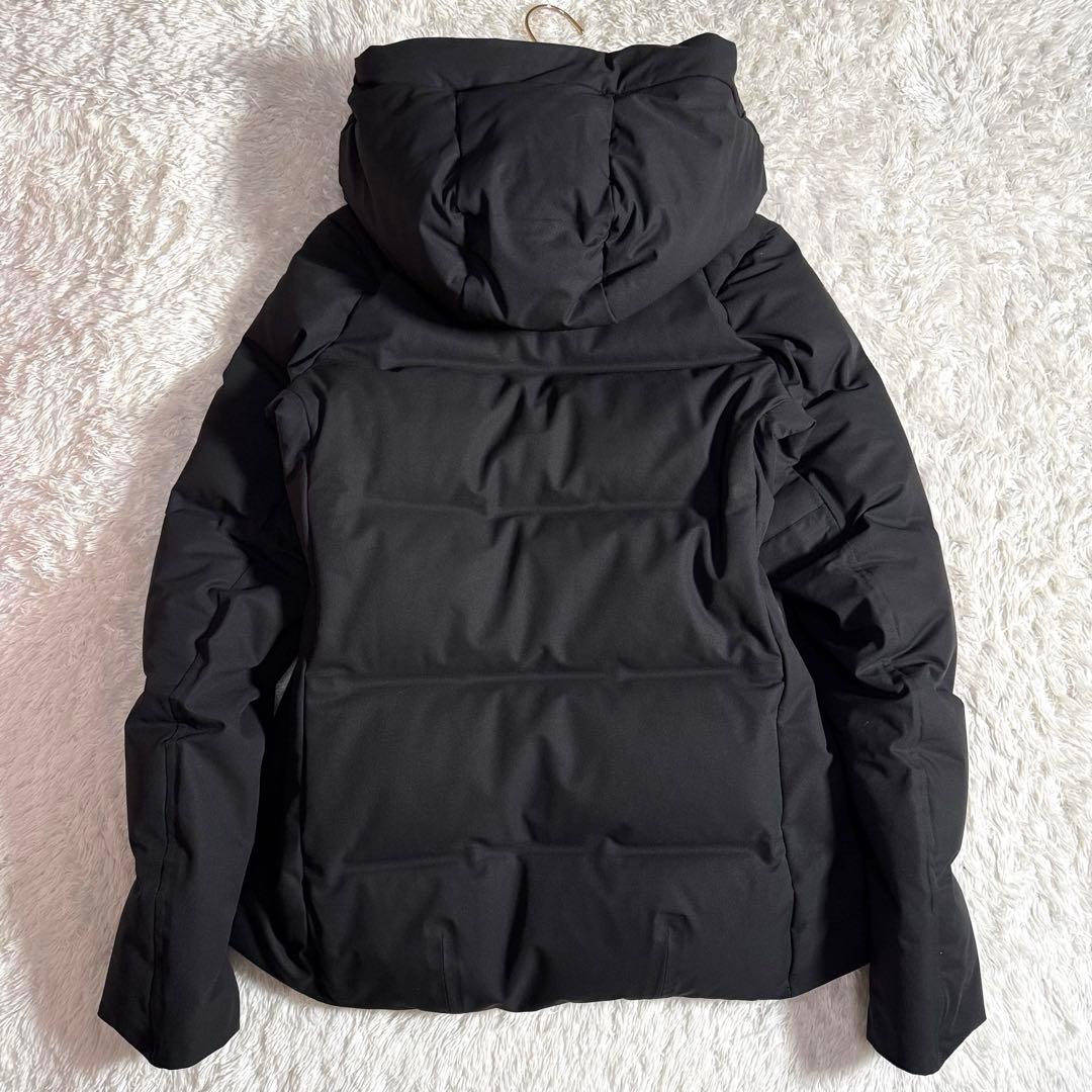 極美品 水沢ダウン DESCENTE ダウンジャケット マウンテニア ブラック