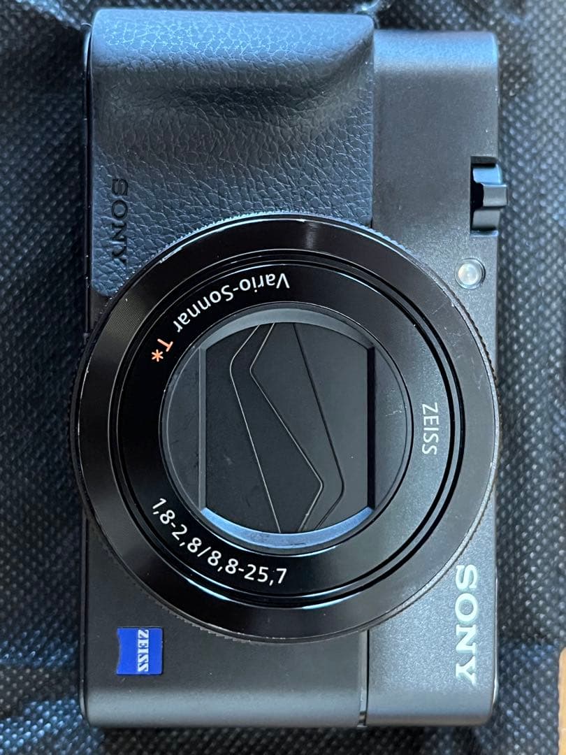 デジタルカメラ SONY Cyber-shot RX100V (DSC-RX100M5A)