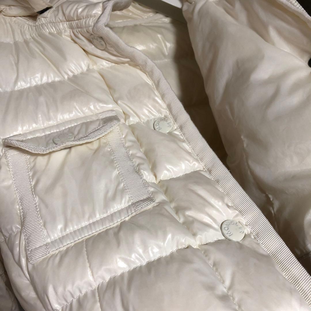 MONCLER モンクレール ARMOISE アルモワーズ ダウン ファー 白