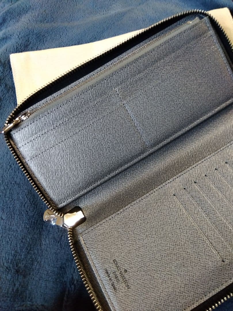 LOUIS VUITTON ジッピーウォレット　ヴェルティカル　タイガラマ