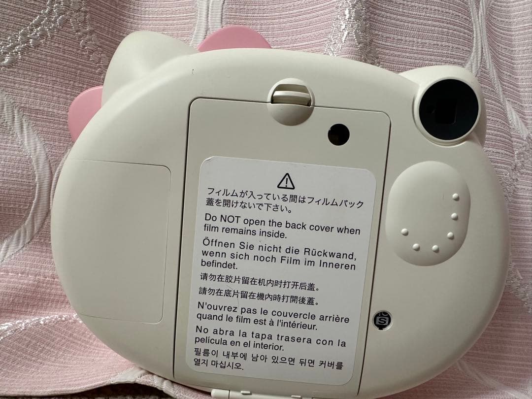 フィルムカメラ FUJI FILM INSTAX MINI HELLO KITTY