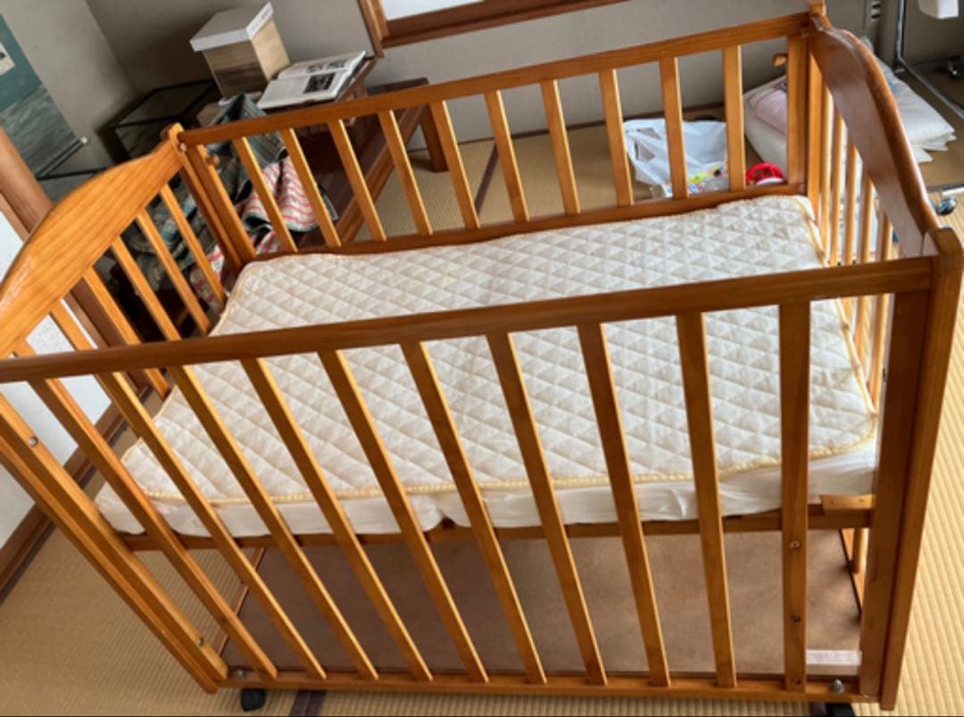 【combi mini】木製 ベビーベッド キャスター付き コンビ