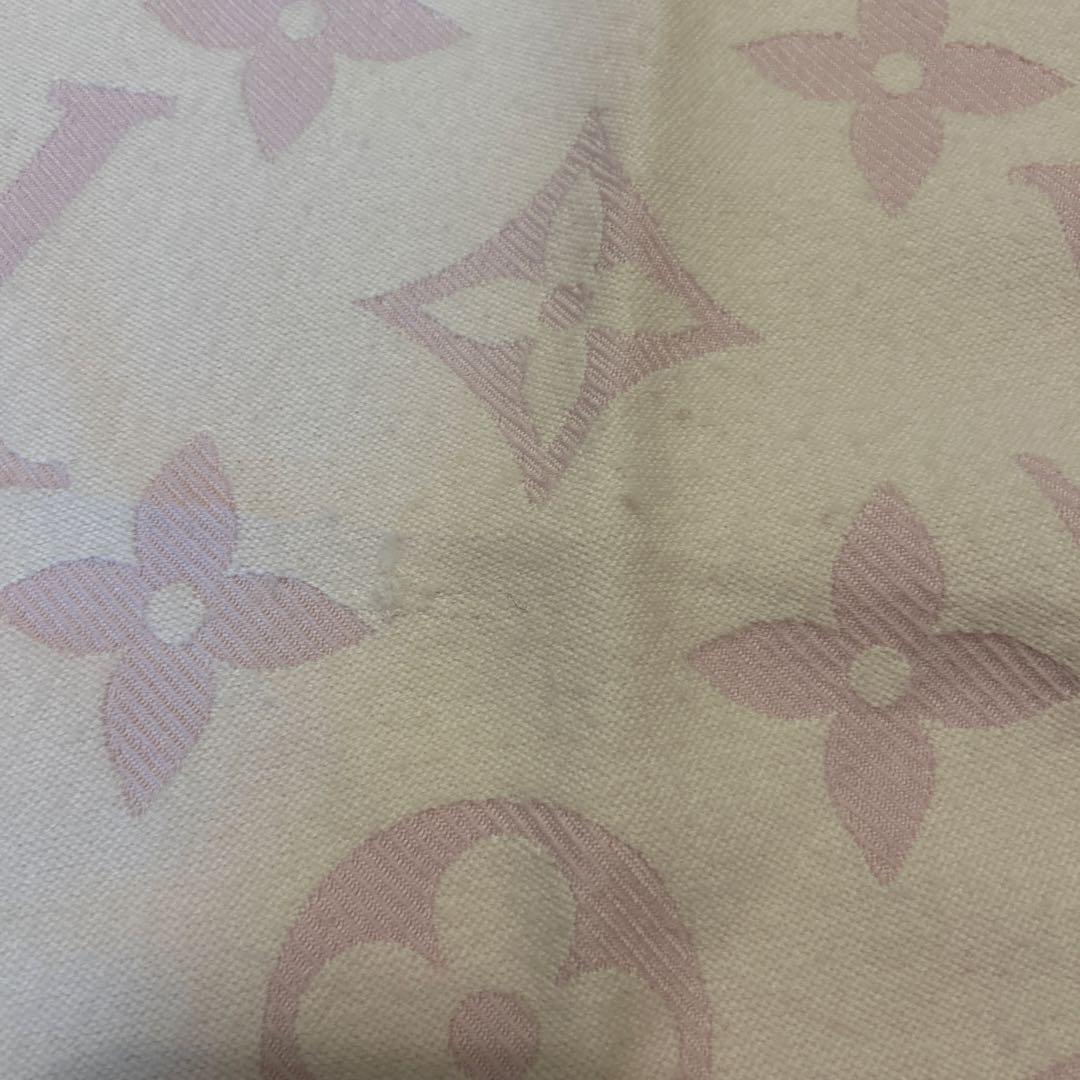 Louis Vuitton ピンク モノグラム マフラー