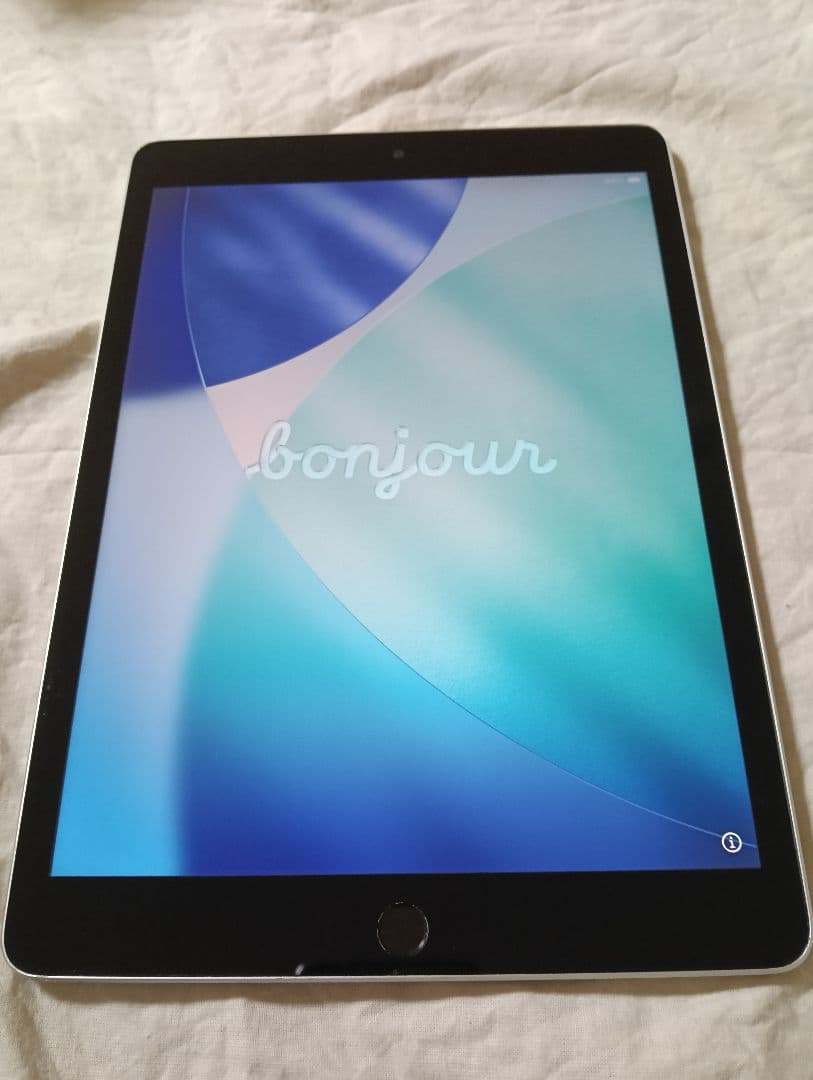 美品 iPad 第9世代 バッテリー99.8%