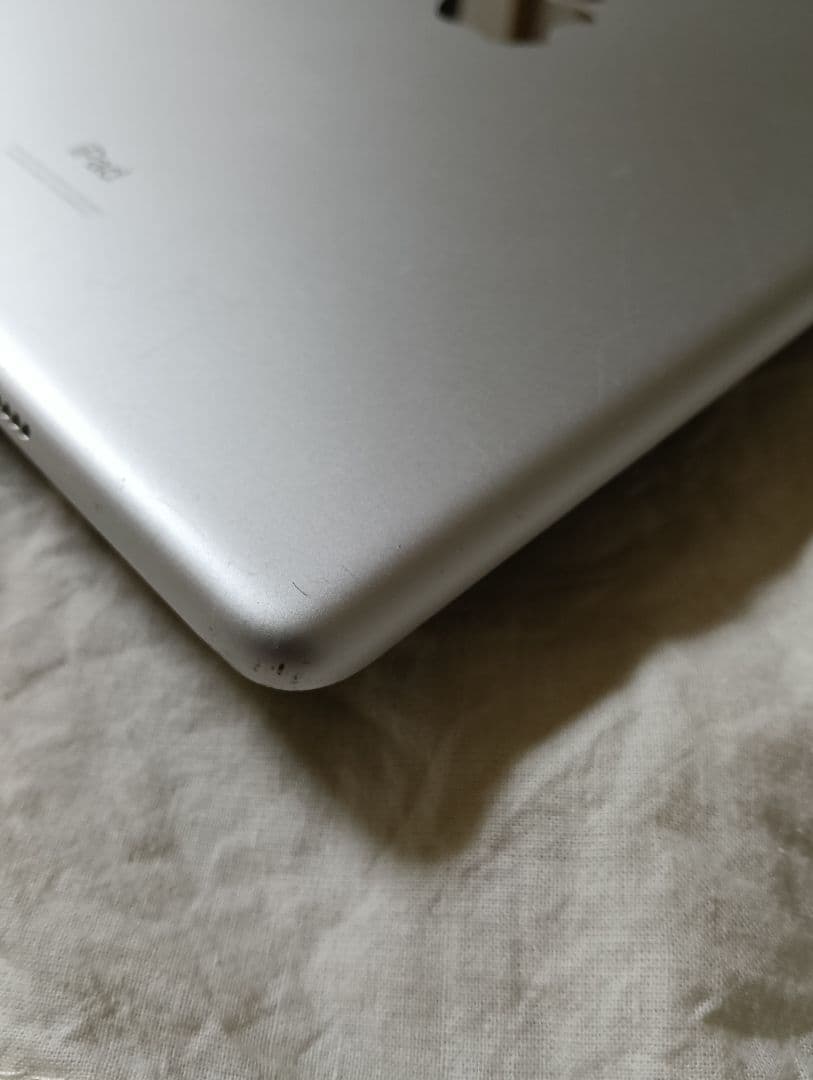 美品 iPad 第9世代 バッテリー99.8%