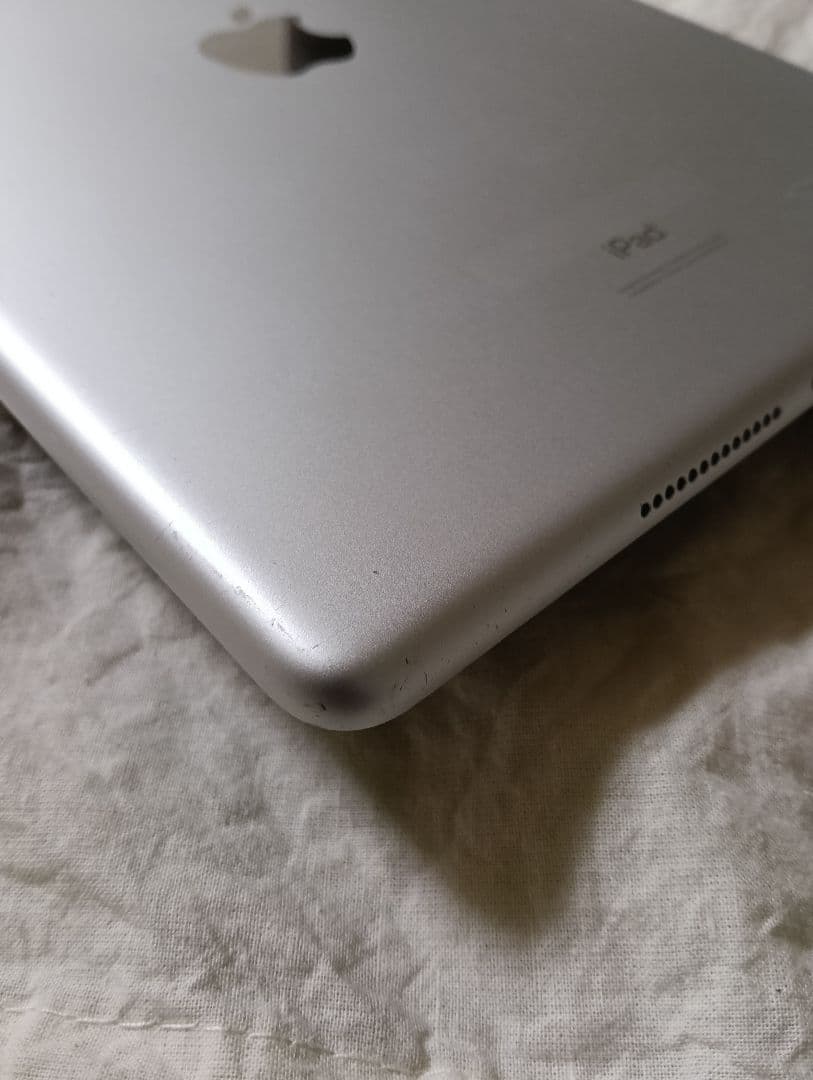 美品 iPad 第9世代 バッテリー99.8%