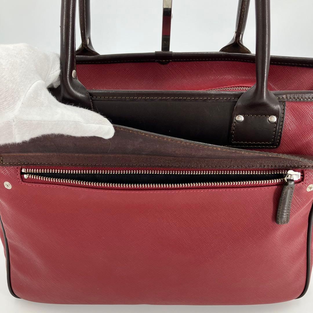 フェリージ　レザートートバッグ　サフィアーノ　17/44　ビジネス　A4　大容量