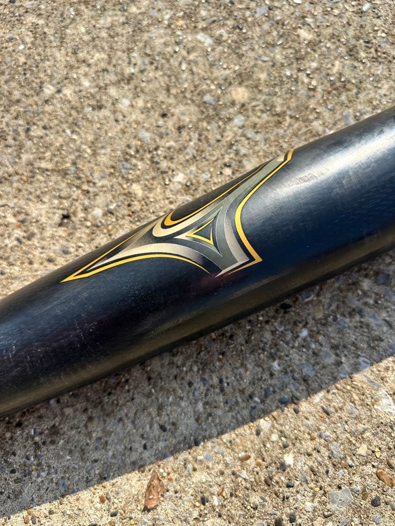 Mizuno Beyond Max Legacy 軟式バット