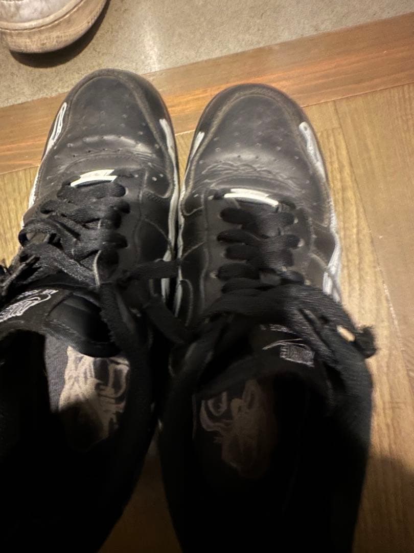 NIKE黒スケルトンフォース