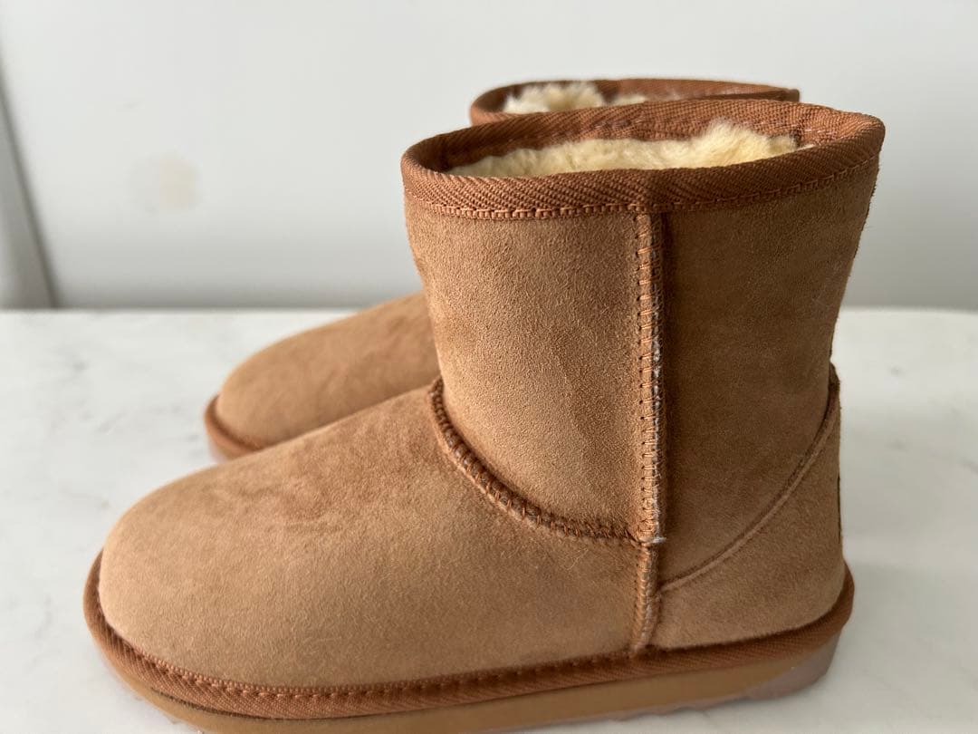 【新品】UGG Comfort Me ウルトラショート　クラシックブーツ