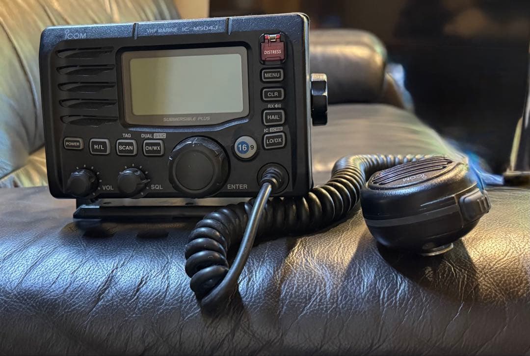 国際VHF IC-M504J 中古