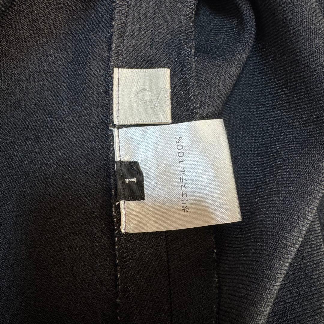 シーニュ　Cygne パフスリーブ ブラウス　とんがりトップス