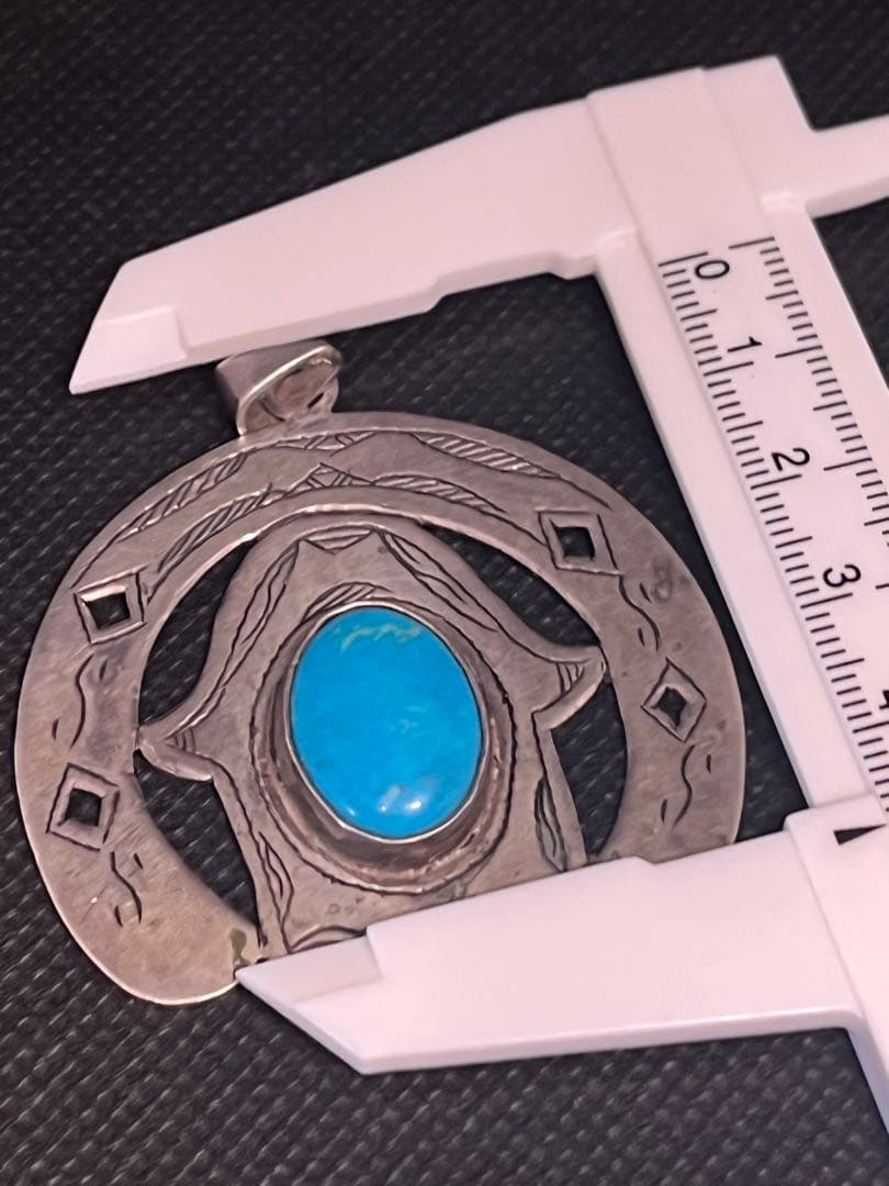 ナバホ族 ナジャ ターコイズ シルバーペンダント ヴィンテージ