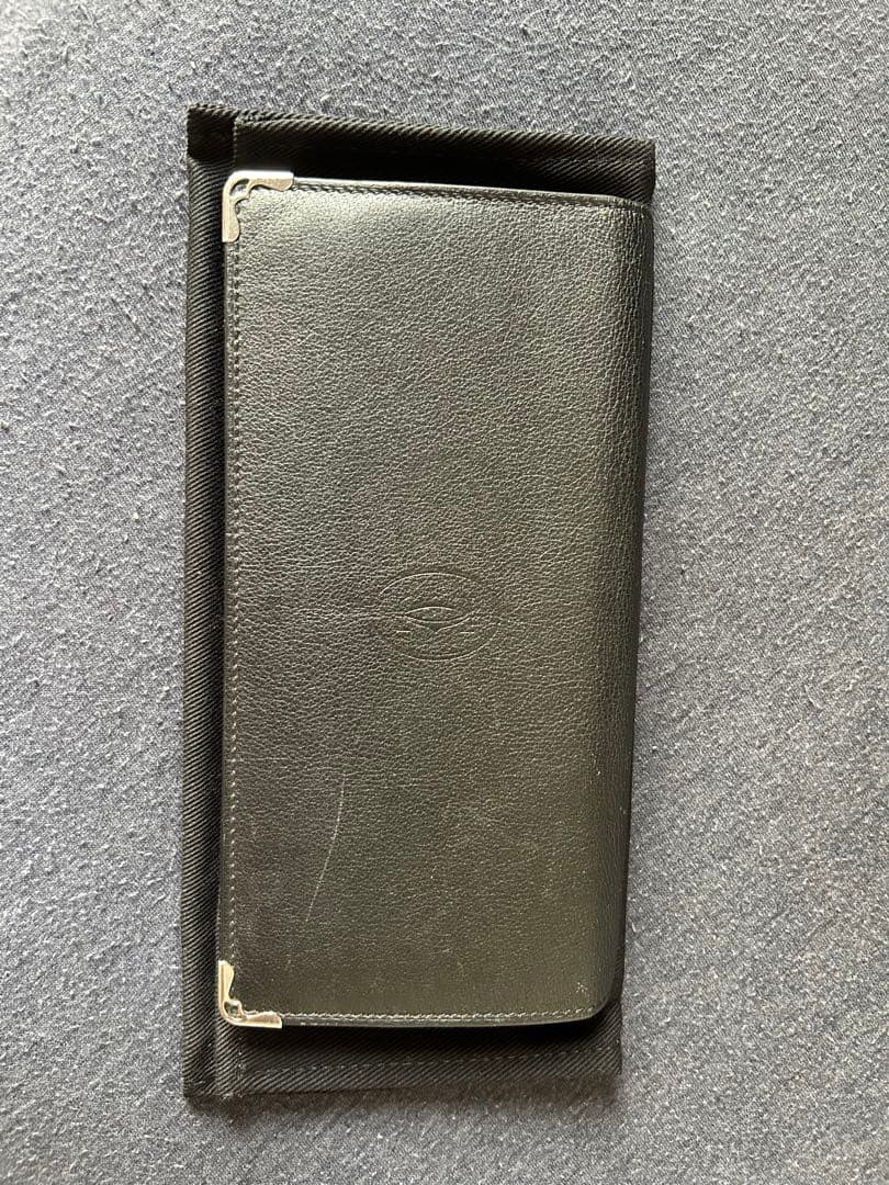 カルティエ　財布