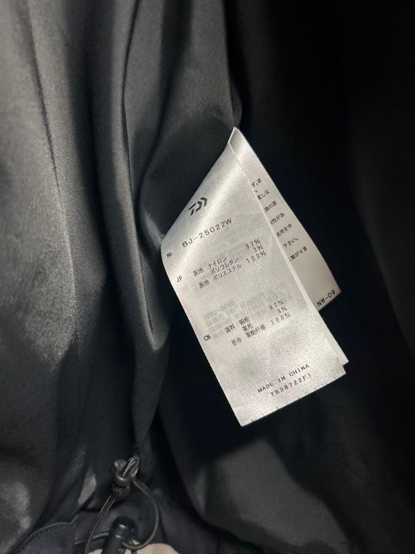 ダイワピア39 PERFECT FISHING JACKET Lサイズ　ブラック