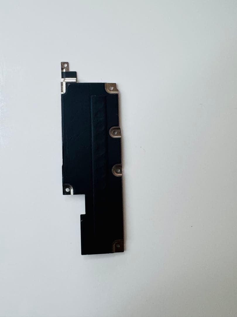 iPhone 15 Pro シルバー 本体と部品