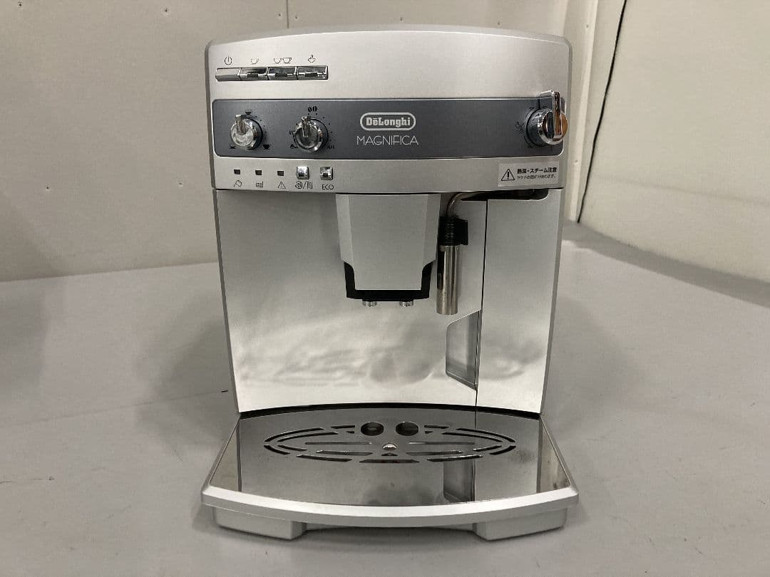 美品デロンギ　マグニフィカ　全自動コーヒーマシン
