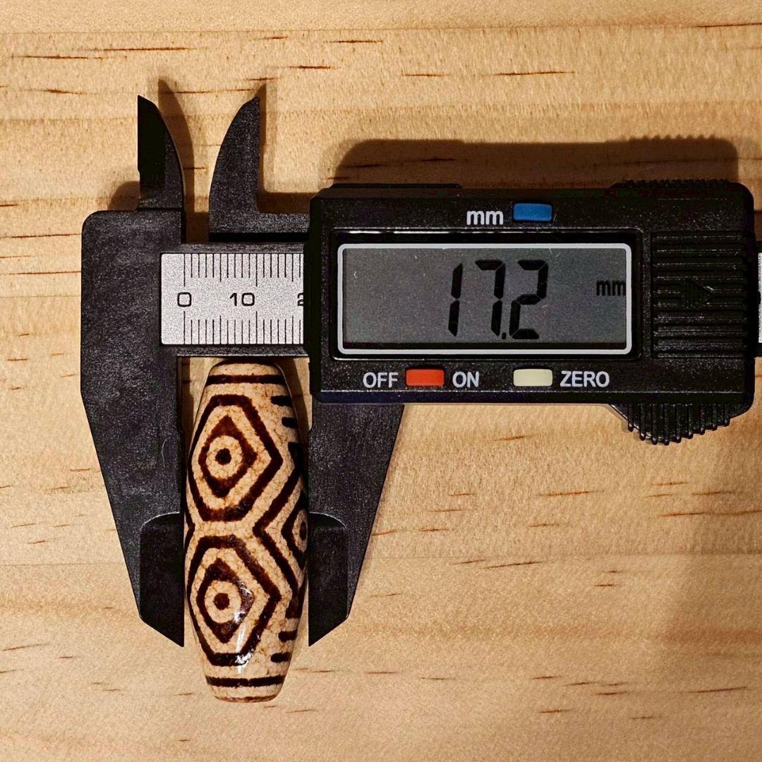 龍眼天珠 上肯 龍紋