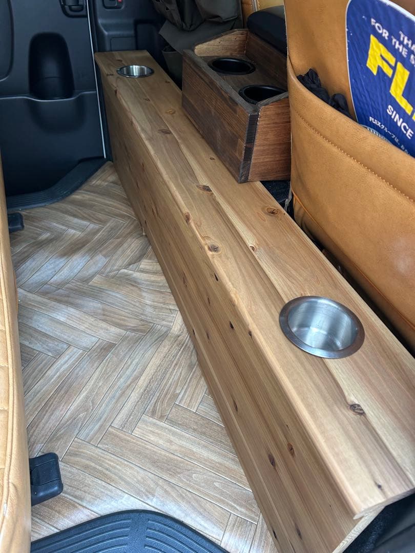 #101 ハイエース 200系 セカンドテーブル