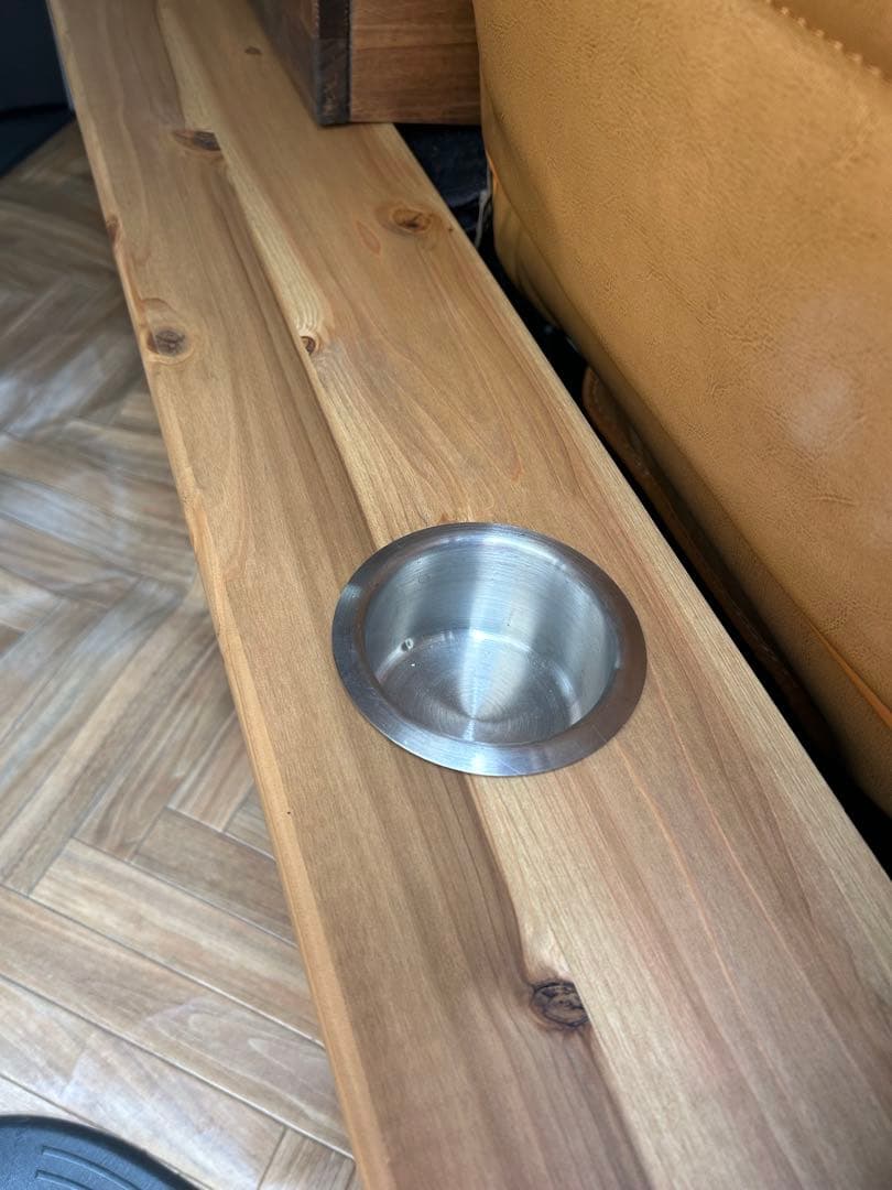 #101 ハイエース 200系 セカンドテーブル