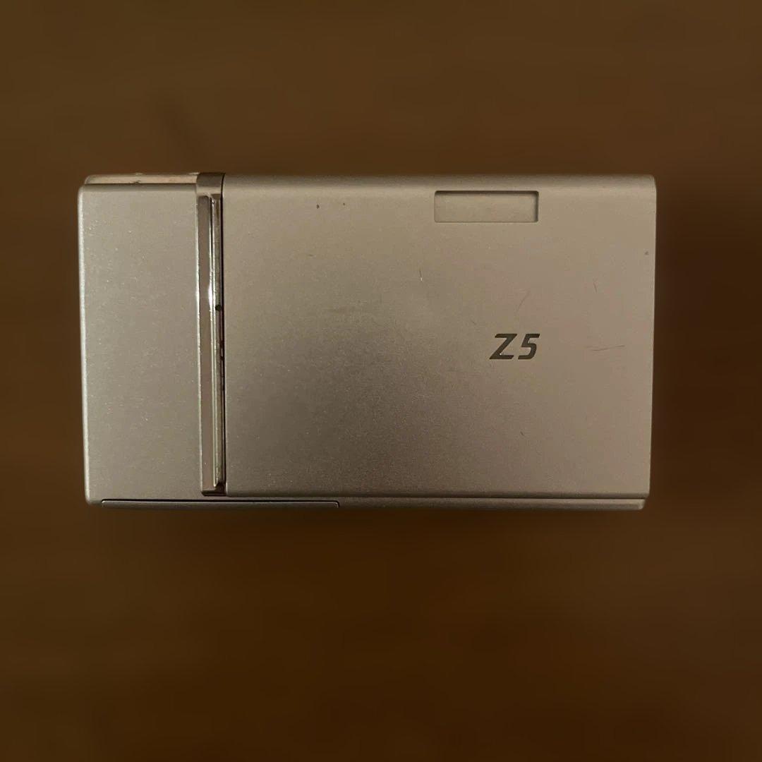 FUJIFILM FINEPIX ファインピクス　Z5fd　デジカメ　シルバー