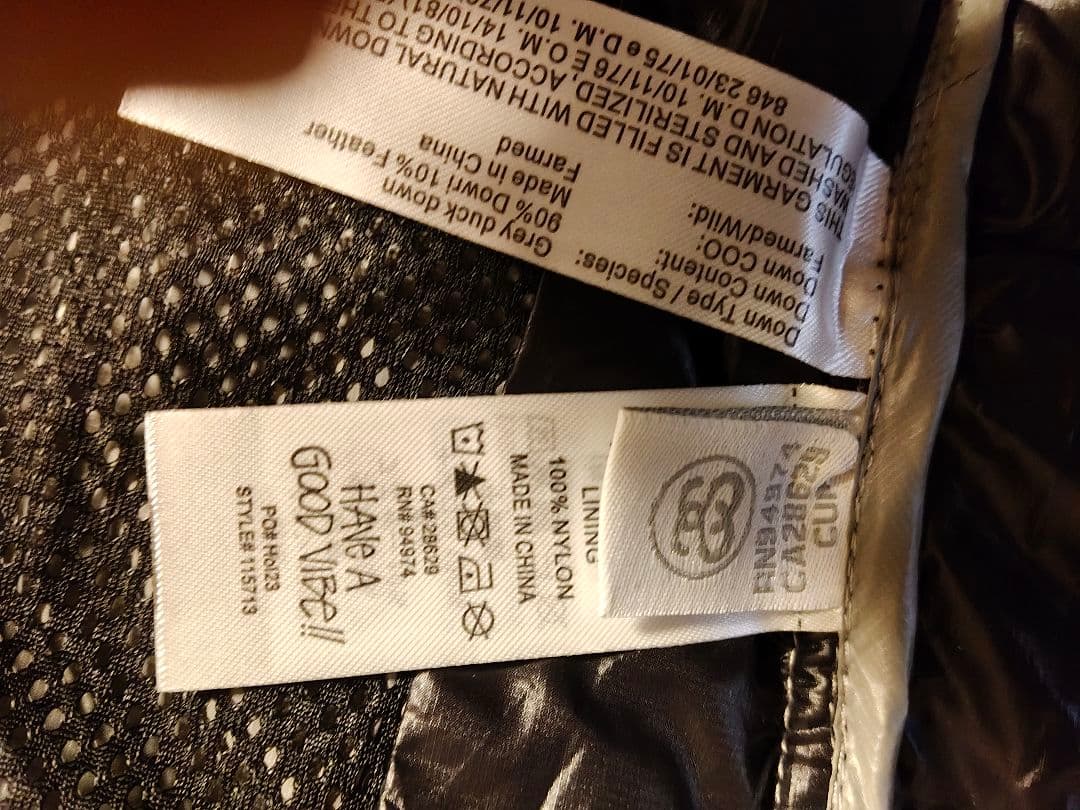 Stussy ブラック ダウンジャケット 800フィル