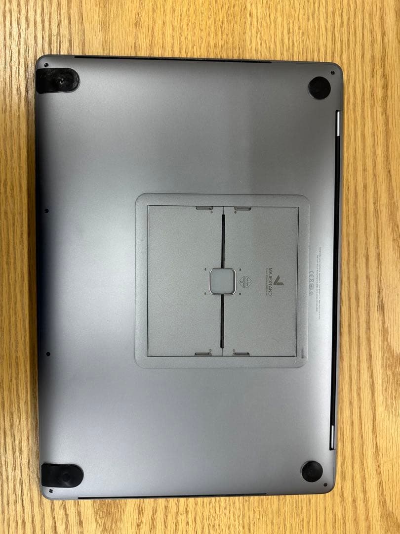 アップル Macbook Pro 16インチ 2019