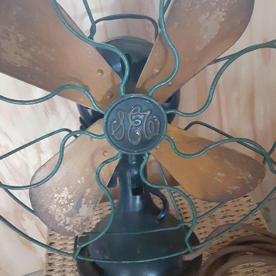 扇風機　ヴィンテージ　旧東芝製　ミニ扇風機