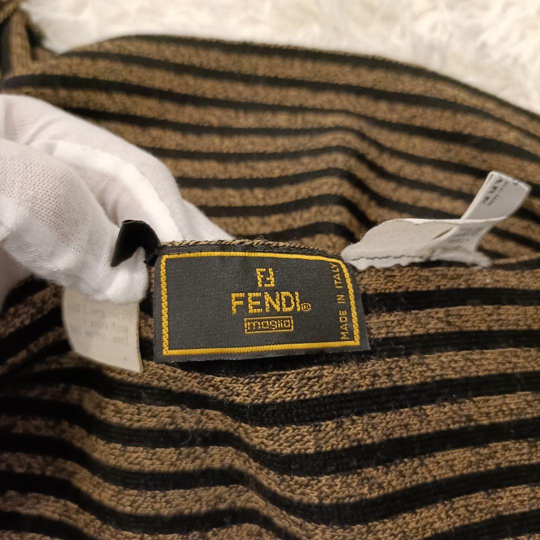FENDI✨　ロゴ　マフラー ブランド　ブラウン　フェンディ