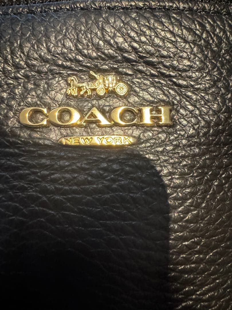 COACH ブラックレザー ボディバッグ